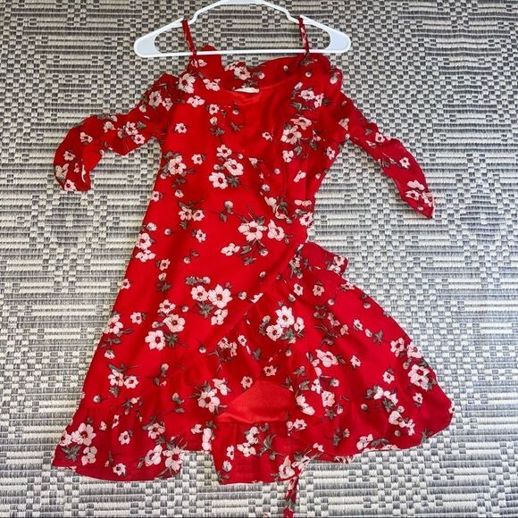 Promesa Red Floral Wrap Dress - Picture 4 of 6